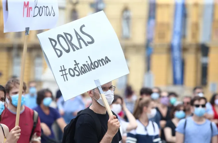 'Filozofski je naš': Inicijativa za Filozofski prošetala Zagrebom i pokazala svoje nezadovoljstvo zbog smjena na Fakultetu