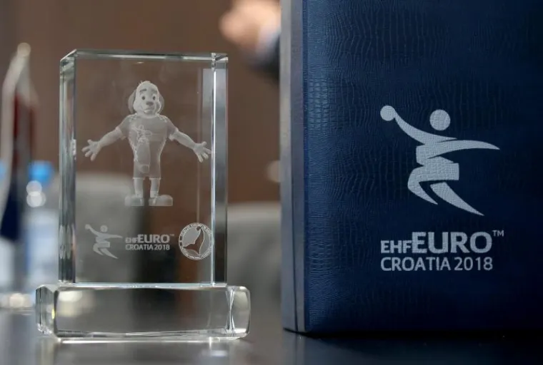 ČELNIK SVJETSKOG RUKOMETA ODUŠEVLJEN KAUBOJIMA: 'Hrvatska je drugačija'