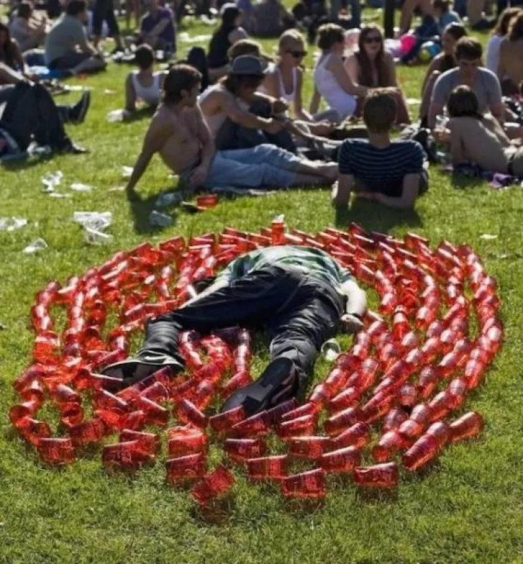 SVIĐAJU VAM SE RAZUZDANE FOTKE S ULTRE? Postoji i druga strana glazbenih festivala koju možda ne želite znati