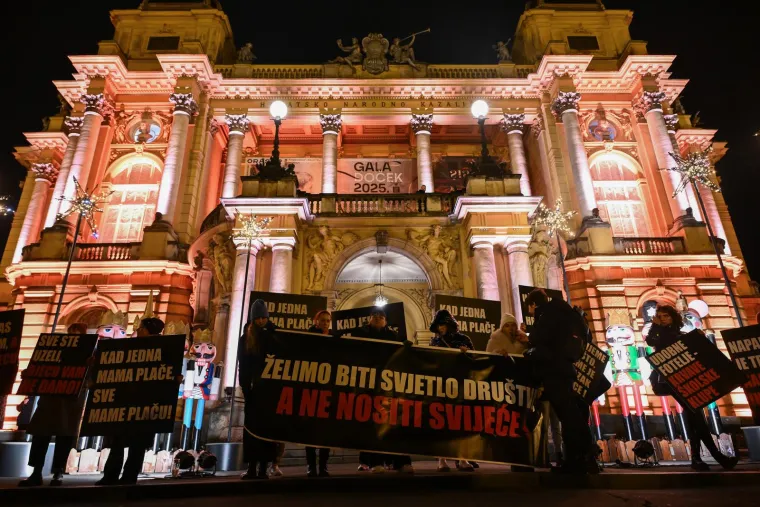 Građani se u Zagrebu okupili za sigurnu školi: 'Vrijeme je za izlazak na ulice'