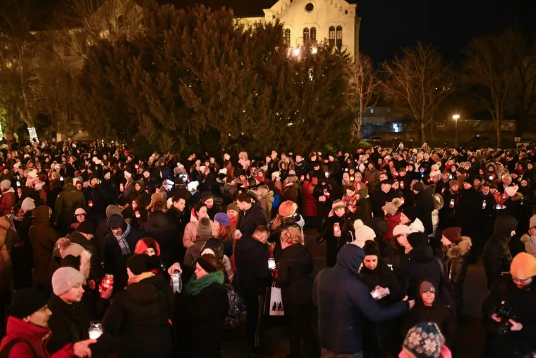 Građani se u Zagrebu okupili za sigurnu školi: 'Vrijeme je za izlazak na ulice'