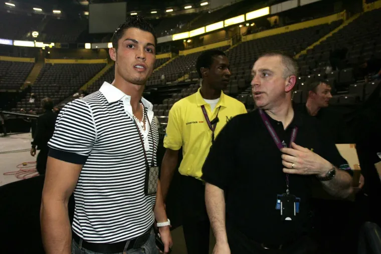 21.04.2007., Manchester, Engleska - MEN Arena, Ultimate Fighting Championship. Mirko Filipović Cro Cop protiv Brazilca Gabriela Gonzage. Cristiano Ronaldo je pratio meč Cro Copa i Gonzage. Tada je mladi Cristiano igrao za Man United. 