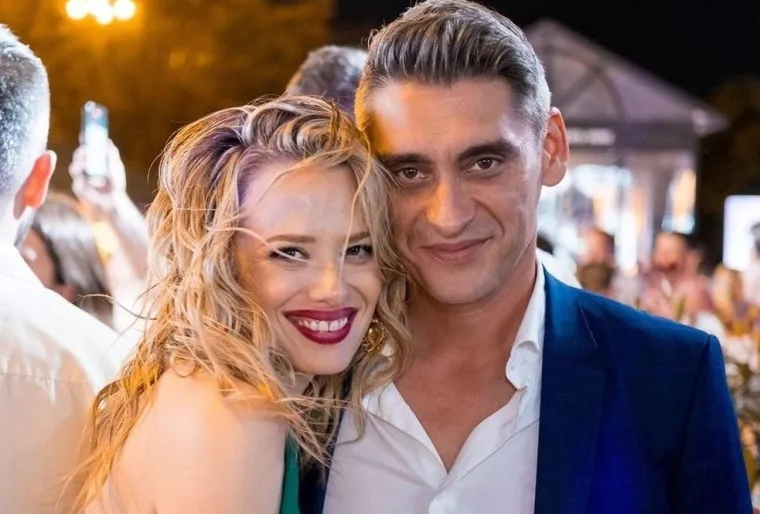 Stari li ona uopće? Pogledajte kako je Jelena Veljača izgledala prije 20 godina