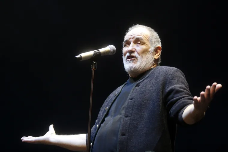 Balašević održao spektakularni koncert u Areni i oduševio zagrebačku publiku
