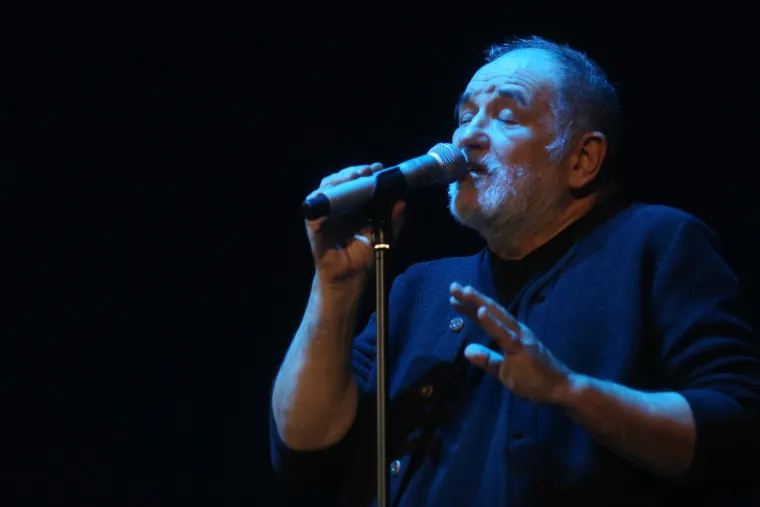 Balašević održao spektakularni koncert u Areni i oduševio zagrebačku publiku
