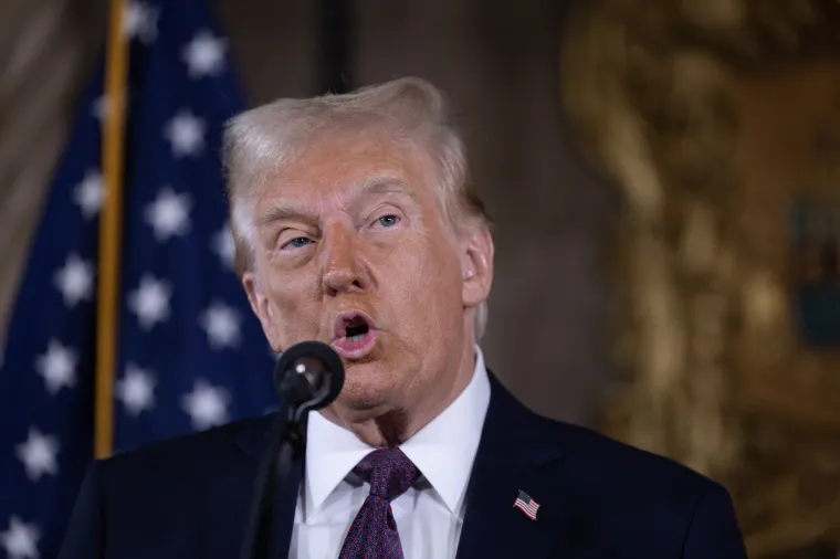 Ovo morate pogledati! Bizarne fotografije postale su hit na društvenim mrežama i to zbog Trumpa