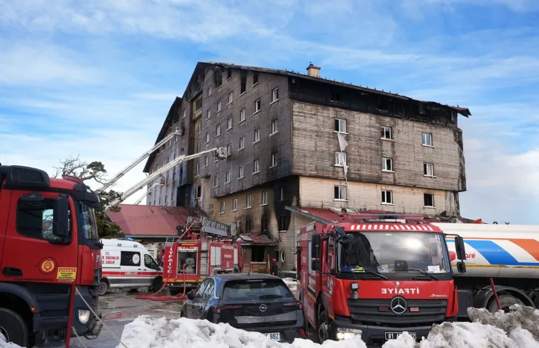 Horor počeo u noći, uzrok nepoznat. Poginulo 66 ljudi: 'Ljudi su vrištali, neki su pokušali skočiti'