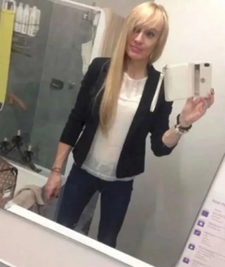 AJME, KOJA BLAMAŽA! Nek' su se one fino namjestile, nema veze što su usput pokazale više no što su htjele