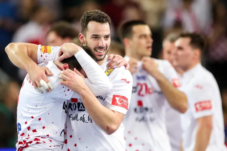 Delirij nakon gola u zadnjoj sekundi, suze na licima igrača, cijela Arena na nogama