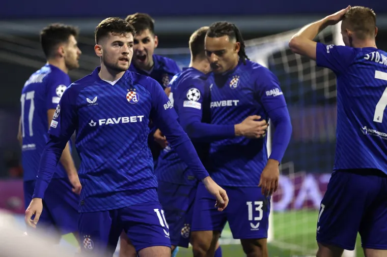 Ludnica na Maksimiru: Tu je Zlatan, a došao je i legendarni dinamovac kojega ne viđamo često