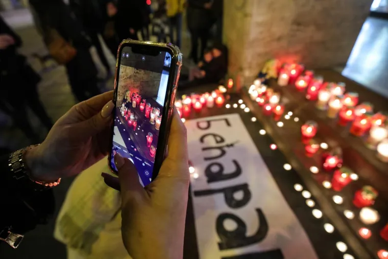 Hrvatska se oprašta od velikog Balaševića: Zagrepčani mu ispunili želju iz jedne od njegovih pjesama