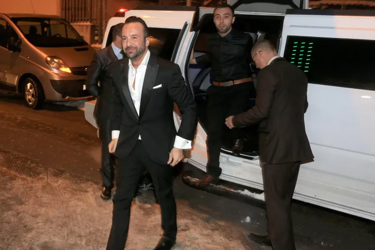 Tony Cetinski ljubav svog života zaprosio preko naslovnice časopisa, vjenčali se u Vegasu, a slavili u Vinkovcima