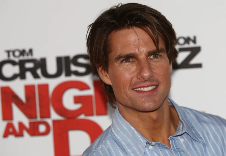 Scijentologija mu razorila brak, a lice 'sredile' operacije: Ovako se mijenjao Tom Cruise