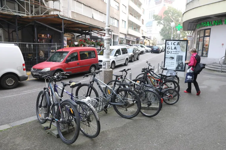 Ova ulica u centru Zagreba uskoro postaje pješačka zona. Pogledajte kakav je sada tamo kaos