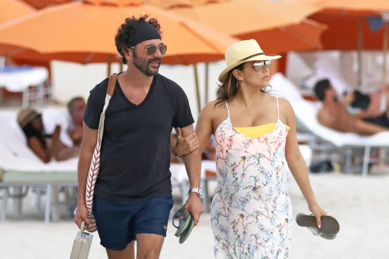 Eva Longoria nakon 2 djece i bucmaste faze izgleda bolje nego ikad, a otkrila je i kako joj je uspjelo. No, nije to za svakoga...