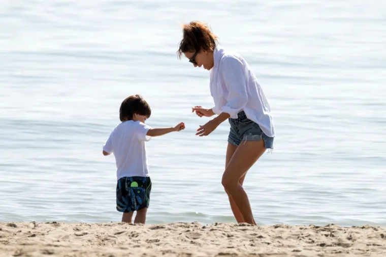 Eva Longoria nakon 2 djece i bucmaste faze izgleda bolje nego ikad, a otkrila je i kako joj je uspjelo. No, nije to za svakoga...
