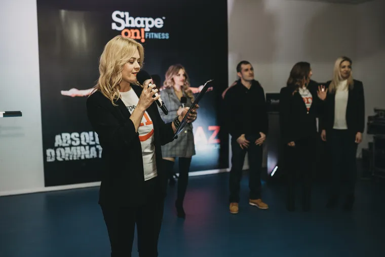 ZVIJEZDE POTIČU NA ZDRAV ŽIVOT: Nina Badrić, Ivan Herceg, Minea i ostali proslavili otvorenje fitness centra
