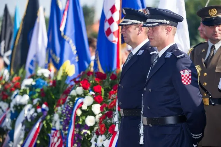 Obilježavanje 26. godišnjice pogibije policajaca iz Dalja