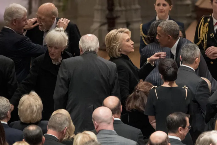 Amerika se oprašta od Georgea H. W. Busha: Na sprovodu Trump, Obama, obitelji Clinton i Carter