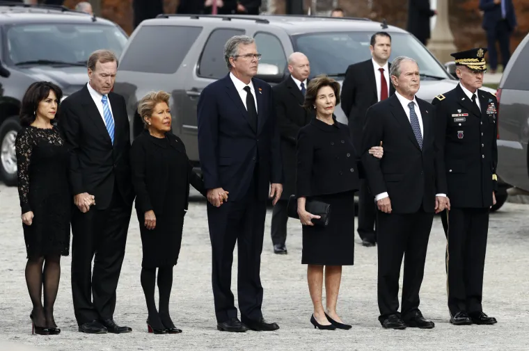 Amerika se oprašta od Georgea H. W. Busha: Na sprovodu Trump, Obama, obitelji Clinton i Carter