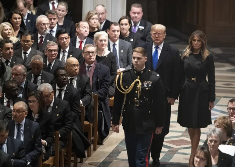 Amerika se oprašta od Georgea H. W. Busha: Na sprovodu Trump, Obama, obitelji Clinton i Carter