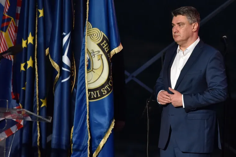Milanović na prijemu na Kninskoj tvrđavi uručio odlikovanja: 'Dug časti nakon 25 godina'