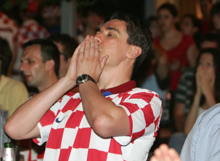 Zoran Milanović u Splitu je  s prijateljima gledao utakmicu Hvatska - Turska na Euru 2008  