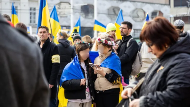 Zagreb uz Ukrajinu na treću godišnjicu agresije. Stigla i Zdravka Bušić: 'Vaša borba je i naša'
