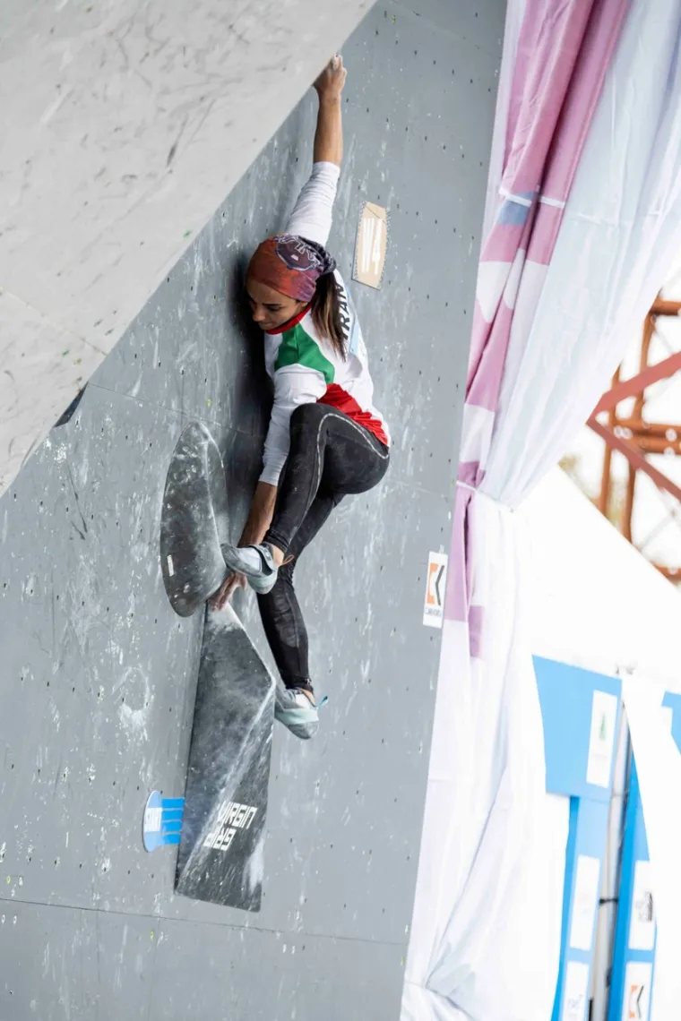 Iranska sportašica koja je nastupila bez hidžaba vratila se u domovinu, evo kako su je dočekali