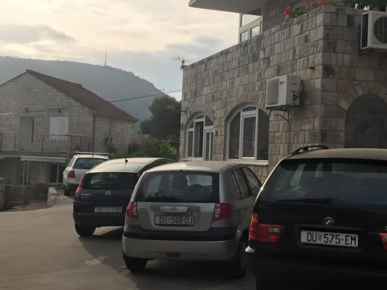 Duge cijevi na ulicama Dubrovnika