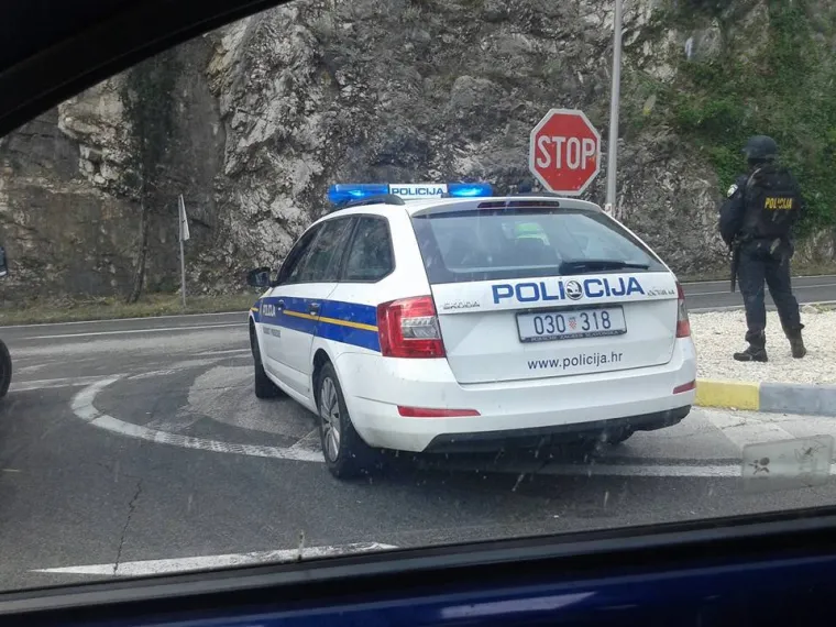 Duge cijevi na ulicama Dubrovnika