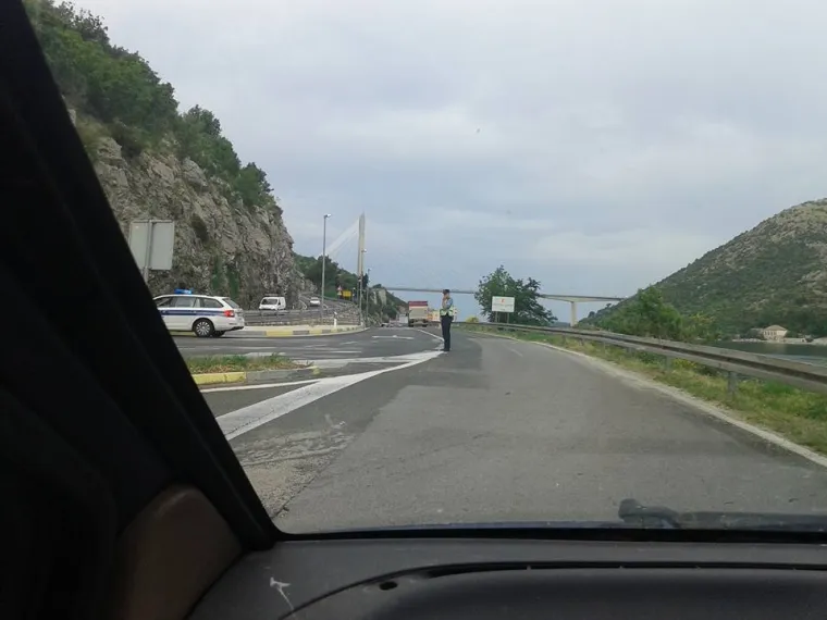 Duge cijevi na ulicama Dubrovnika