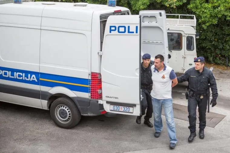 Duge cijevi na ulicama Dubrovnika