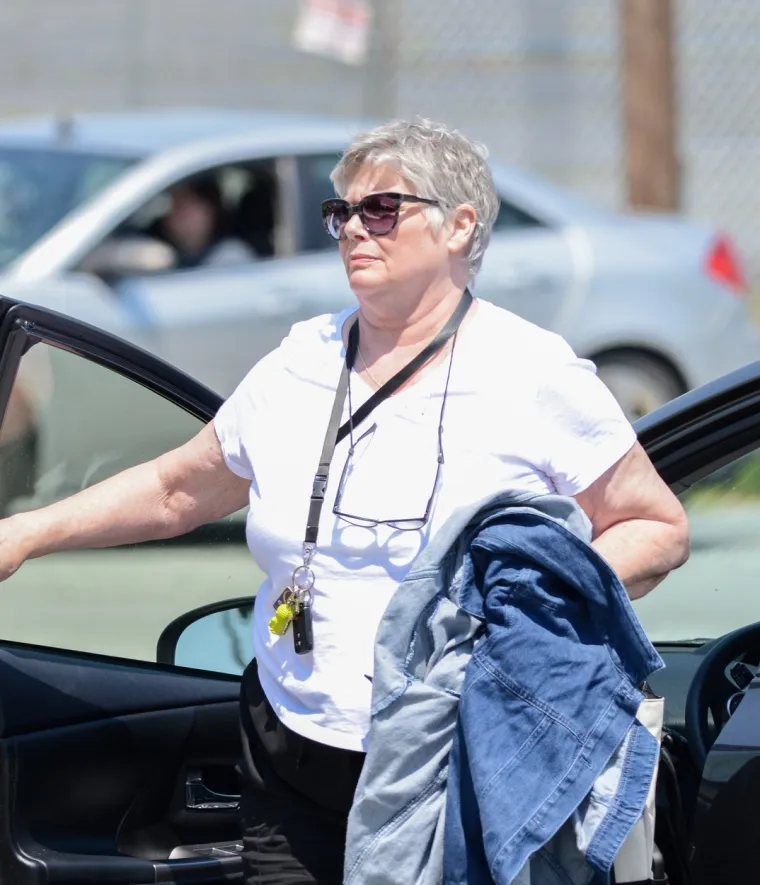 Mamila je uzdahe kao fatalna plavuša u 'Top Gunu', ali Kelly McGillis sada je neprepoznatljiva