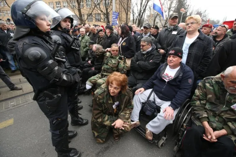 Branitelji organizirali skup podrške kao odgovor na prosvjed Occupy Croatie
