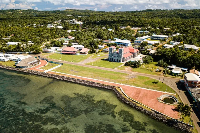 10. Futuna: Za otok se kaže da je ostao u prošlosti. Ako želite iskusiti svijet bez modernih utjecaja, Futuna je savršeno mjesto. Ovaj otok gotovo je neovisan o tehnologiji i globalizaciji.