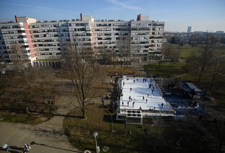 Veselje za najmlađe: Zagrebački kvartovi dobili mala klizališta