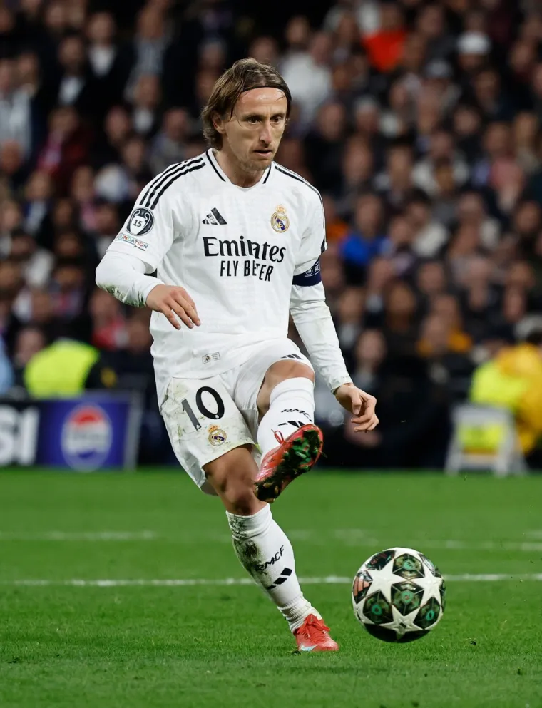 Prema statistici Madrid Xtra koja je objavljena na X mreži, Luka Modrić je za 28 minuta ostvario 56 dodira s loptom, imao je 50 od 50 točnih dodavanja, 100% su mu točna bila dodavanja, imao je i 2 ključna dodavanja, 1 udarac na gol, jedan duel osvojen, jednom je presjekao suparnički napad, jednom je loptu vratio u posjed svoje momčadi. 