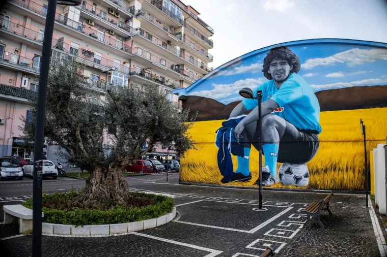 Kakva posveta najvećem: Pogledajte gigantski mural Diega Maradone koji su mu napravili Argentinci
