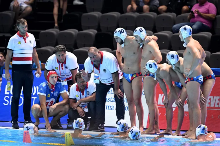 Srbi u potpunom šoku nakon što su njihovi vaterpolisti ispali s Eura u Splitu: 'Najveća bruka u povijesti, više nismo sila...'