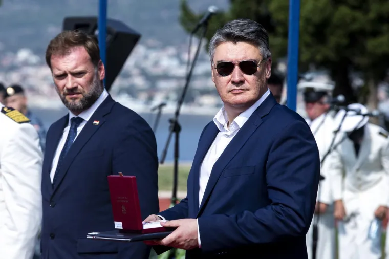 Prepoznajete li ovog muškarca? Danas ima bujnu kosu i bradu i prijeti mu robija