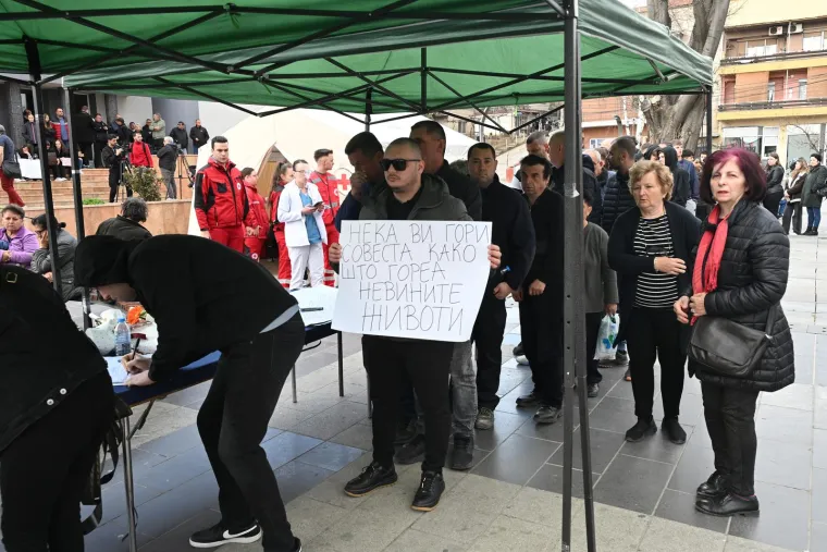 Potresni prizori: Suze, plač, bol i tuga - tisuće na ulicama traže pravdu