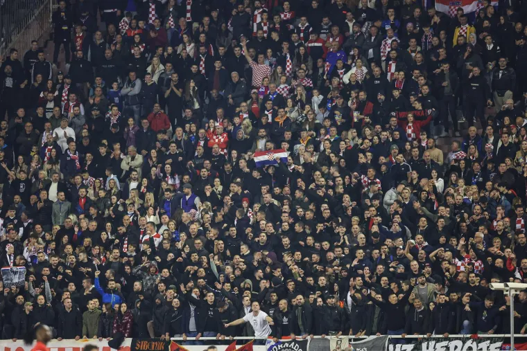 Navijači će biti jaki adut Hrvatskoj protiv Francuske. Poljud je rasprodan, ultrasi (BBB, Torcida) vratili su se na utakmice reprezentacije i navijači će biti jaki adut i podrška Hrvatskoj. 