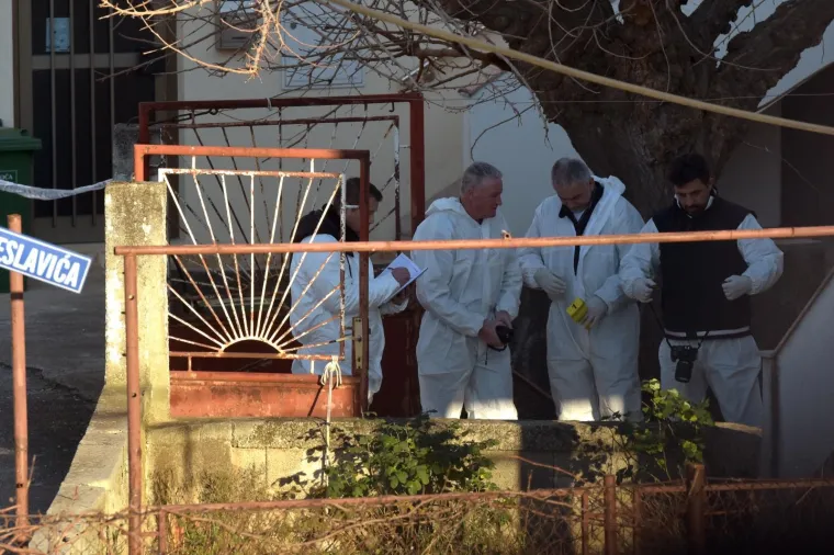 Nakon trostrukog ubojstva u Sukošanu, muškarac si oduzeo život u obližnjem polju