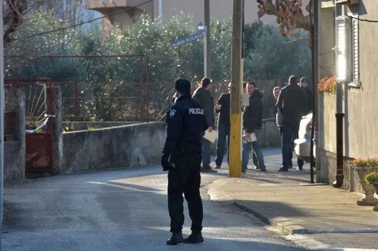Nakon trostrukog ubojstva u Sukošanu, muškarac si oduzeo život u obližnjem polju