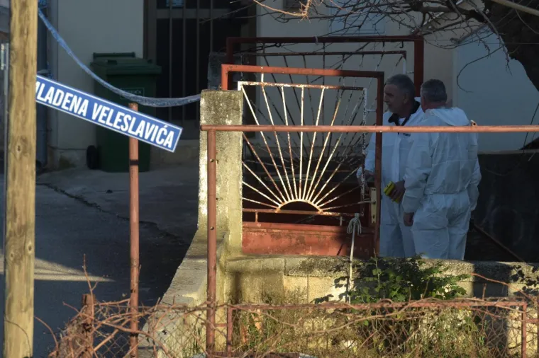 Nakon trostrukog ubojstva u Sukošanu, muškarac si oduzeo život u obližnjem polju
