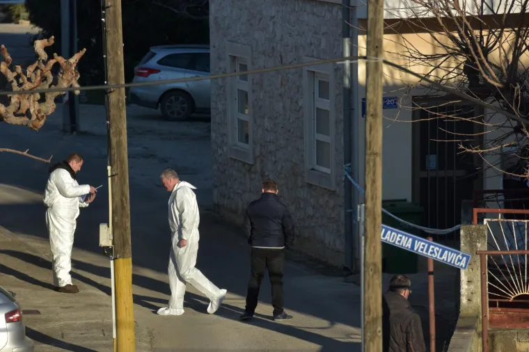 Nakon trostrukog ubojstva u Sukošanu, muškarac si oduzeo život u obližnjem polju