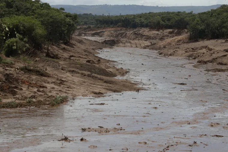Potraga se nastavlja: Broj poginulih nakon puknuća brane u Brazilu popeo se na 58 osoba