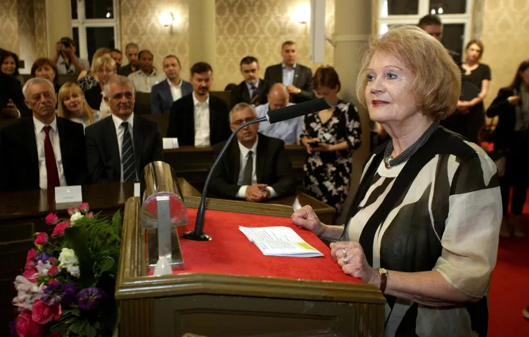 Očuh joj je uskraćivao hranu, izgubila je dijete u ranoj trudnoći: Evo kako danas izgleda Mirjana Bohanec