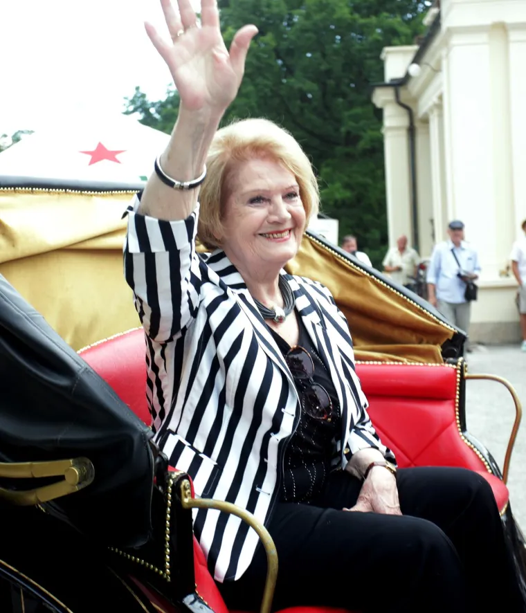 Očuh joj je uskraćivao hranu, izgubila je dijete u ranoj trudnoći: Evo kako danas izgleda Mirjana Bohanec